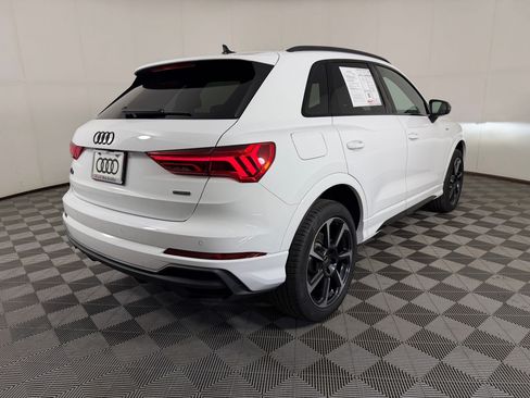 Used 2025 Audi Q3 2.0T Premium Plus w/ Premium Plus Package AWD/4WD image 9