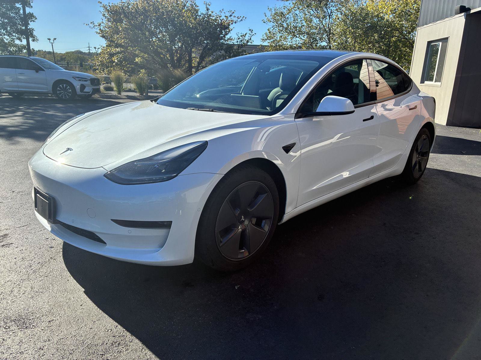 Used 2022 Tesla Model 3 Long Range AWD/4WD image 3