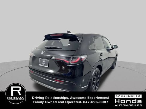 Certified 2025 Honda HR-V Sport image 35