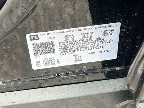 Used 2025 Chevrolet Equinox LT image 29