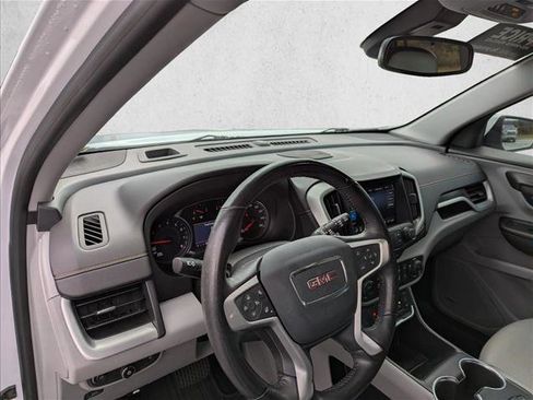 Used 2020 GMC Terrain SLT w/ Preferred Package image 12