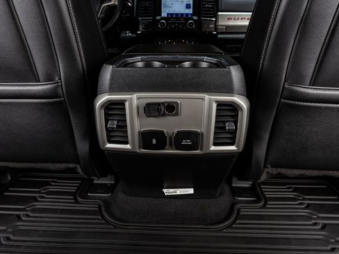 Used 2021 Ford F250 Lariat w/ Lariat Ultimate Package image 33