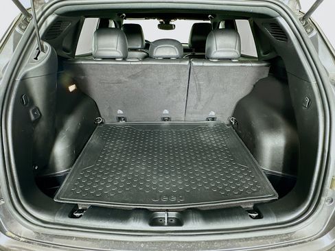 Used 2022 Jeep Compass Altitude w/ Convenience Group image 27