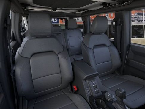 New 2026 Ford Bronco Outer Banks w/ Sasquatch Package AWD/4WD image 10