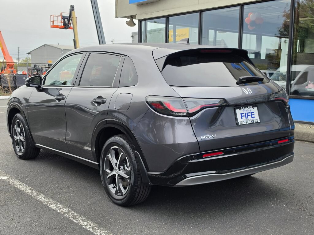 Certified 2024 Honda HR-V EX-L image 3