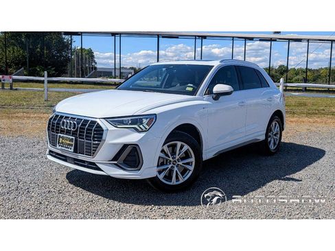 Used 2025 Audi Q3 2.0T Premium image 1