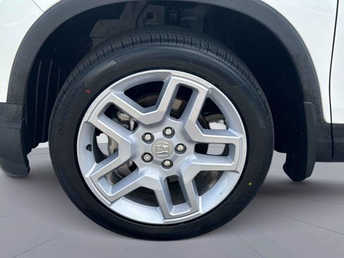 Certified 2024 Honda Passport EX-L image 11