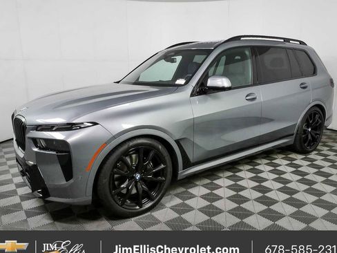 Used 2025 BMW X7 xDrive40i w/ M Sport Package AWD/4WD image 29