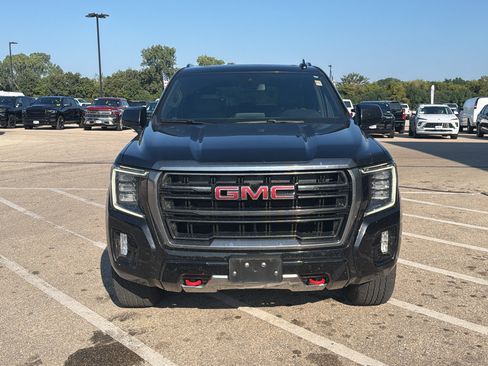 Used 2023 GMC Yukon AT4 AWD/4WD image 9