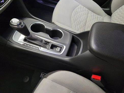 Used 2019 Chevrolet Equinox LS FWD image 26