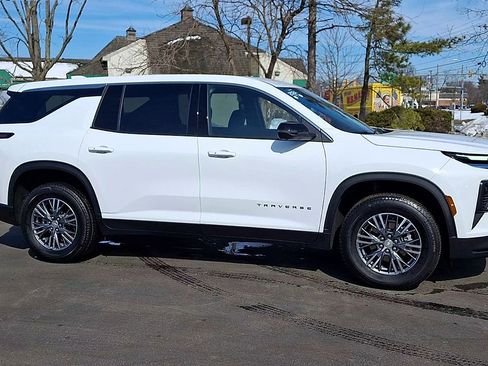 Certified 2024 Chevrolet Traverse LS w/ LPO, Floor Liner Package image 4