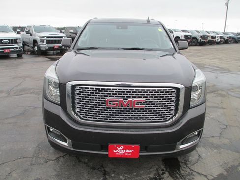 Used 2016 GMC Yukon XL Denali w/ Open Road Package image 11