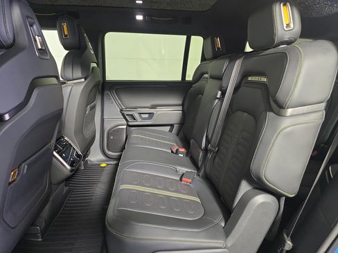 Used 2023 Rivian R1S Adventure image 21