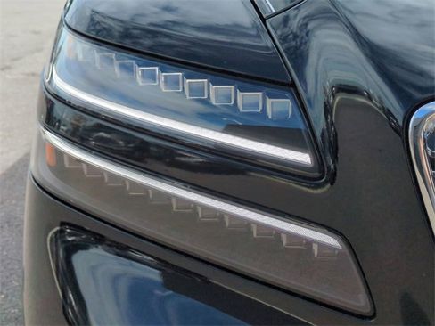 New 2025 Genesis GV80 3.5T Prestige image 9