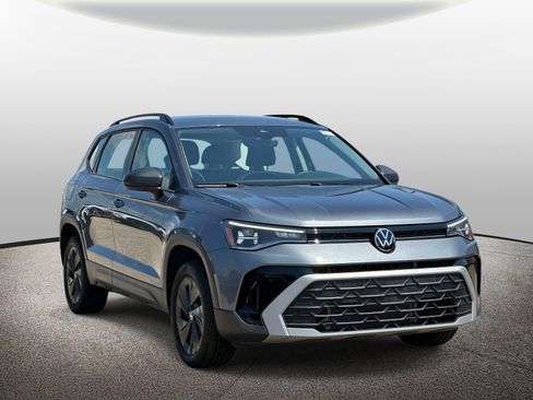 Used 2025 Volkswagen Taos S FWD image 6