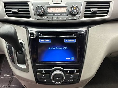 Used 2015 Honda Odyssey EX image 17