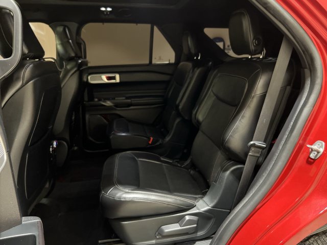 Used 2020 Ford Explorer Limited RWD image 24