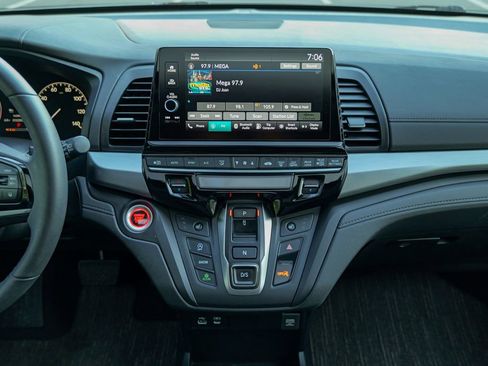 Used 2025 Honda Odyssey EX-L image 45