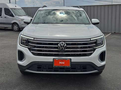 New 2026 Volkswagen Atlas SE image 3