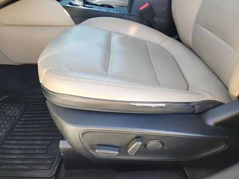 Used 2020 Ford Escape SEL image 29