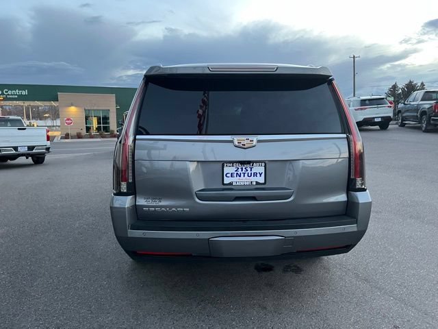 Used 2019 Cadillac Escalade ESV Luxury AWD/4WD image 10