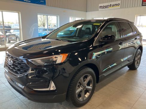 Used 2022 Ford Edge SEL w/ Sport Appearance Package AWD/4WD image 1