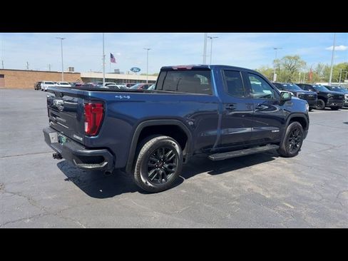 Used 2021 GMC Sierra 1500 Elevation w/ LPO, Elevation Black Package AWD/4WD image 8