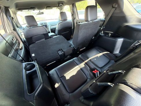 Used 2019 Ford Explorer Sport AWD/4WD image 18