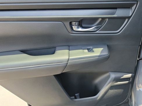 Certified 2025 Honda CR-V EX image 14