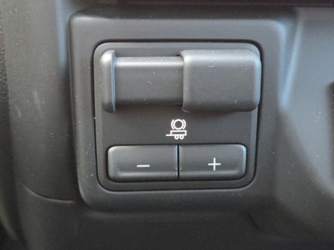 New 2026 GMC Sierra 2500 Pro image 7