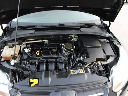 Used 2014 Ford Focus SE image 32