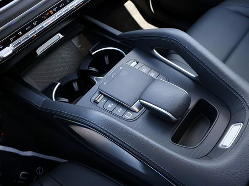 Certified 2025 Mercedes-Benz GLE 350 4MATIC image 28