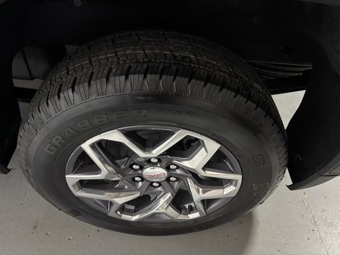 New 2026 GMC Sierra 1500 SLE w/ Preferred Package image 6