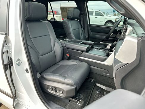 Used 2024 Toyota Sequoia Platinum image 25