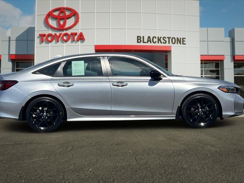 Used 2026 Honda Civic Sport image 2