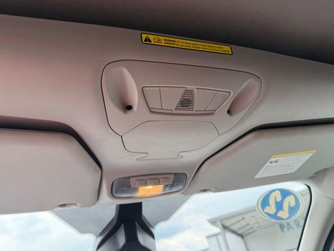 Used 2022 Ford Transit Connect XLT FWD image 26