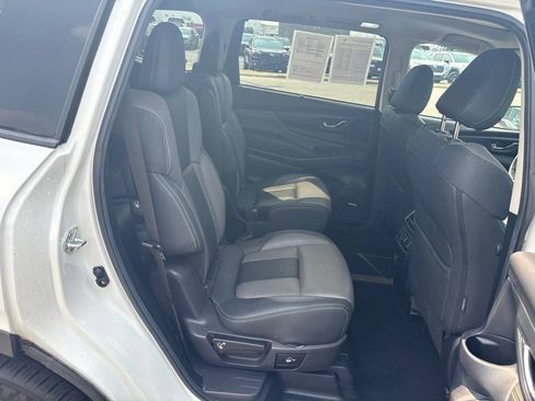 Certified 2024 Subaru Ascent Onyx Edition Limited AWD/4WD image 11