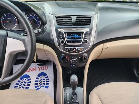 Used 2017 Hyundai Accent SE image 23