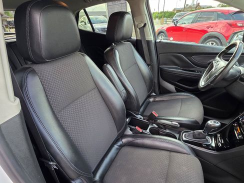 Used 2019 Buick Encore Preferred FWD image 24