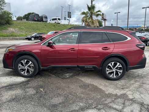 Used 2021 Subaru Outback Limited AWD/4WD image 3