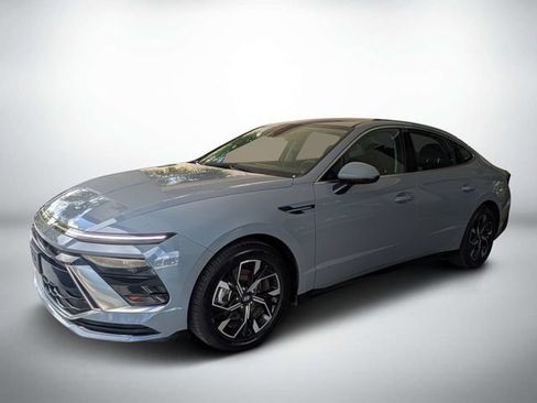Used 2024 Hyundai Sonata SEL FWD image 7