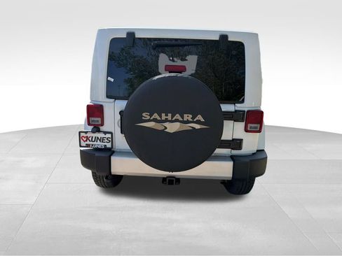 Used 2014 Jeep Wrangler Sahara w/ Trailer Tow Group AWD/4WD image 9