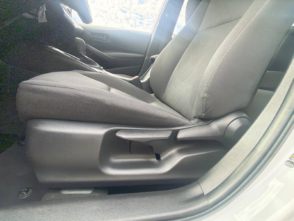 Used 2024 Toyota Corolla LE FWD image 15