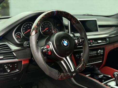 Used 2015 BMW X5 M image 15