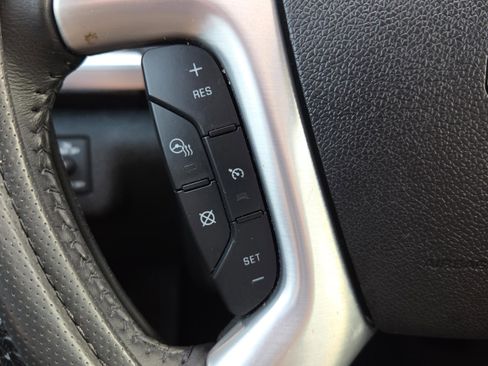 Used 2017 GMC Acadia Limited SLT image 28