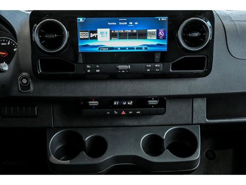New 2026 Mercedes-Benz Sprinter 2500 image 9