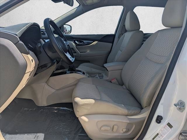 Used 2020 Nissan Rogue SV FWD image 15