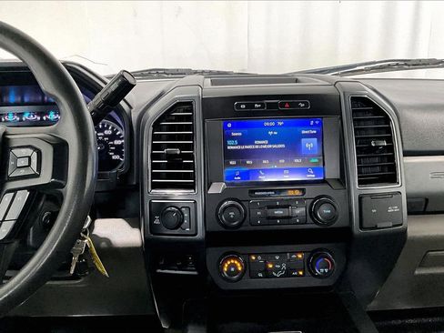 Used 2022 Ford F250 XLT w/ XLT Value Package image 5