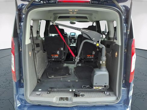 Used 2019 Ford Transit Connect XLT w/ Trailer Tow Package FWD image 10