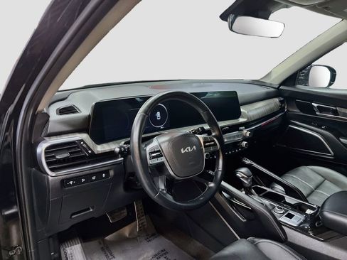 Used 2025 Kia Telluride SX AWD/4WD image 9